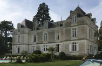 Chateau a la campagne